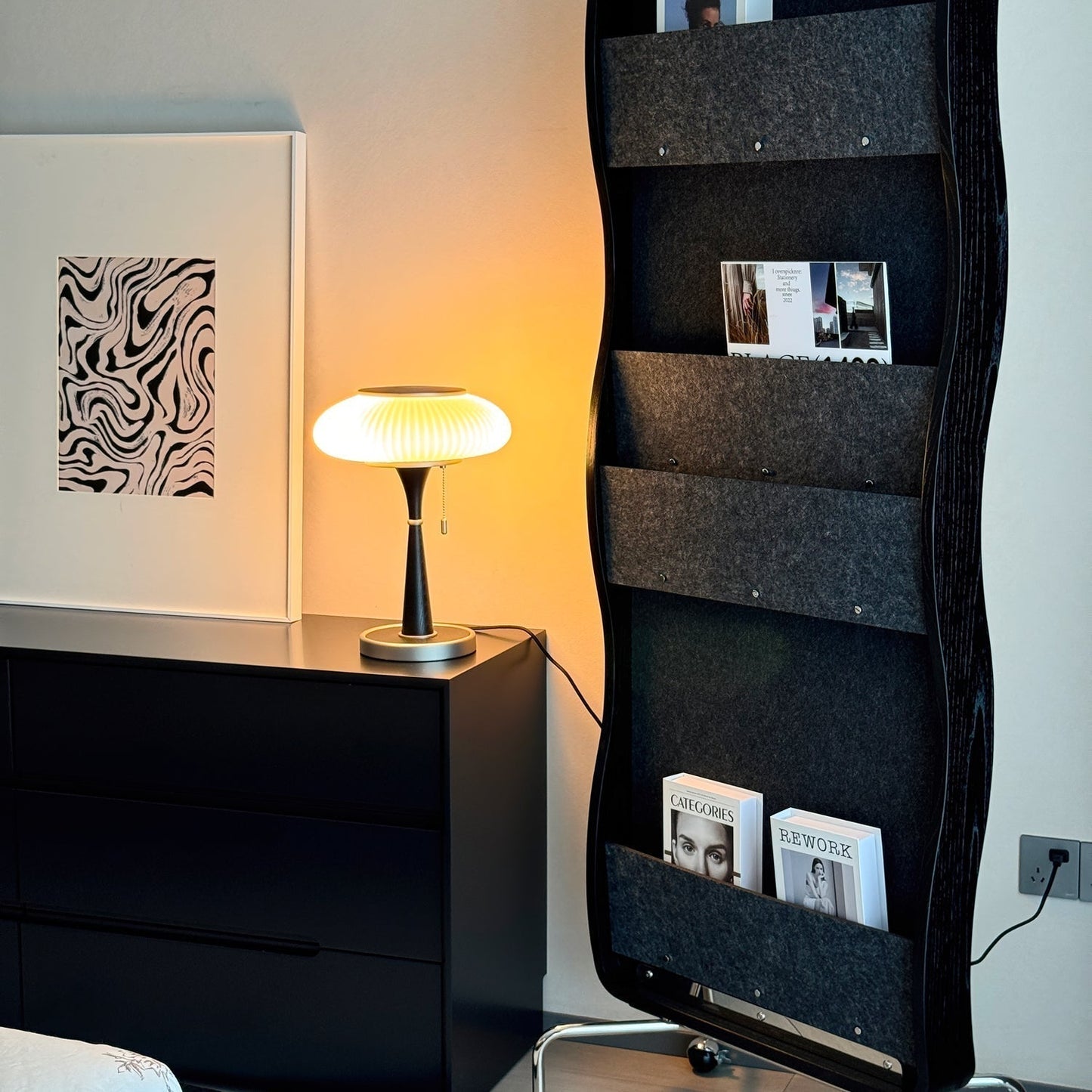 Lampe de table Matsutake – Design éco-chic avec des éléments en métal, bois et verre