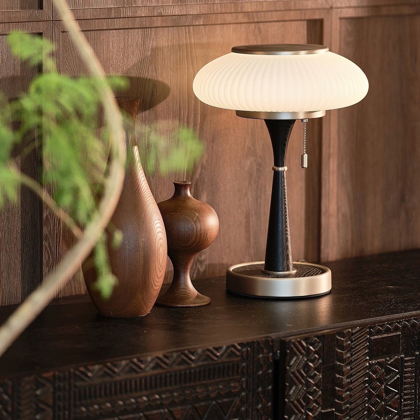 Lampe de table Matsutake – Design éco-chic avec des éléments en métal, bois et verre