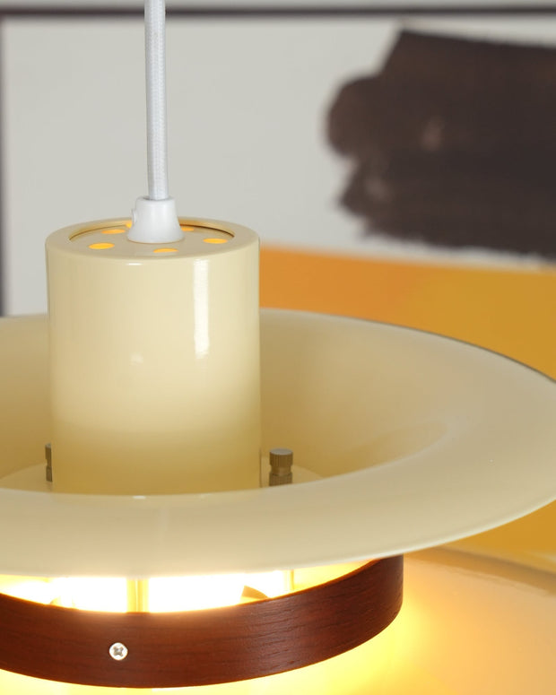 Mercero Elegant LED Pendant – A Touch of Elegance Made from High-Quality Materials
