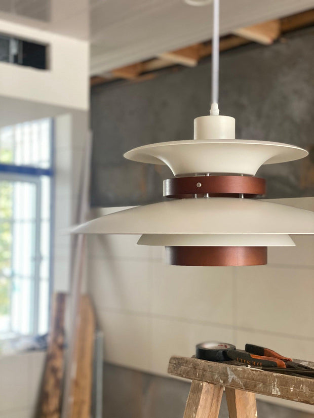 Mercero Elegant LED Pendant – A Touch of Elegance Made from High-Quality Materials