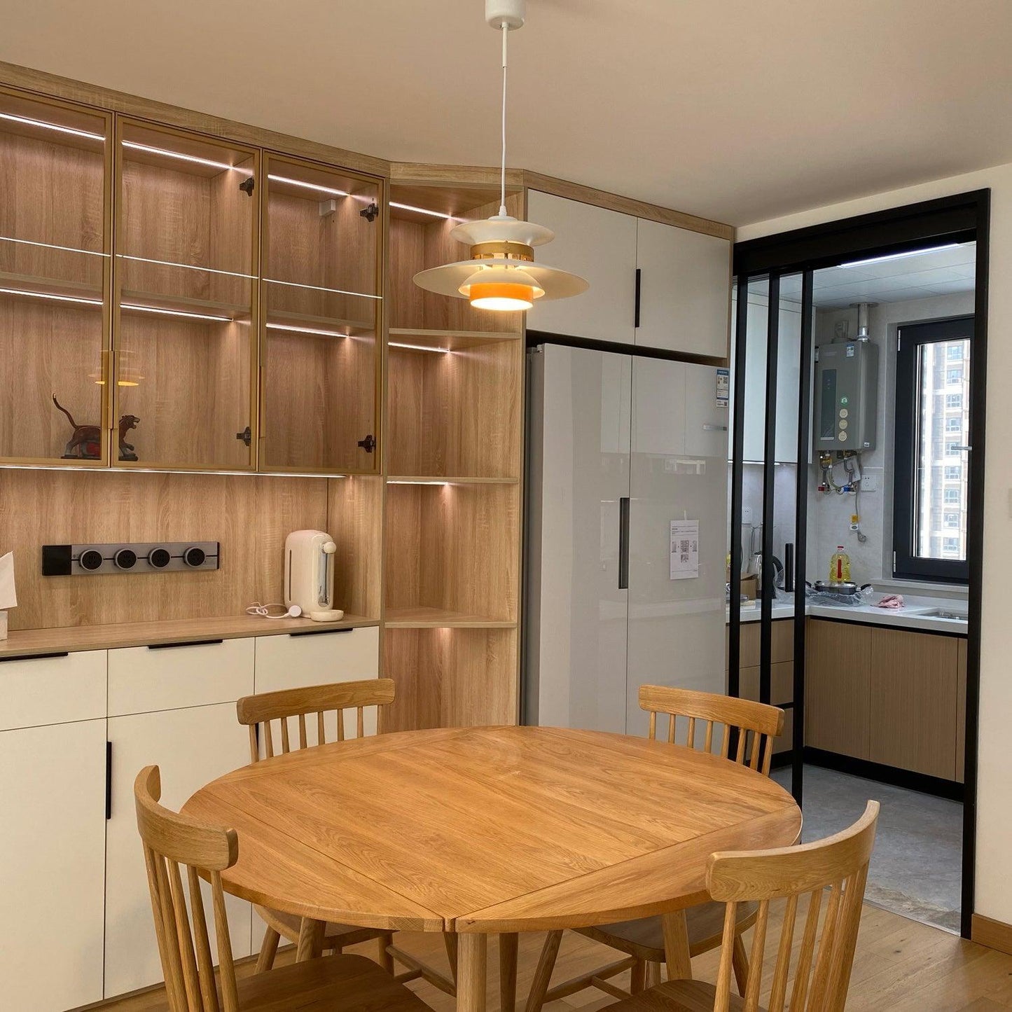 Suspension LED Mercero Élégante – Une Touche d'Élégance Fabriquée en Matériaux de Qualité Supérieure