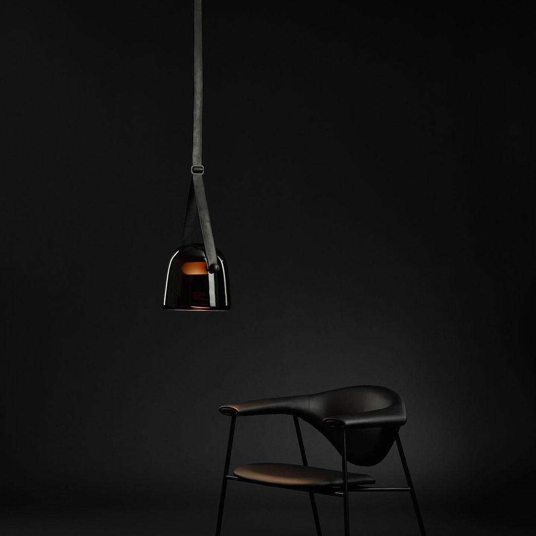 Suspension Élégante Minimaliste Mona – Métal et Verre Design LED Chic