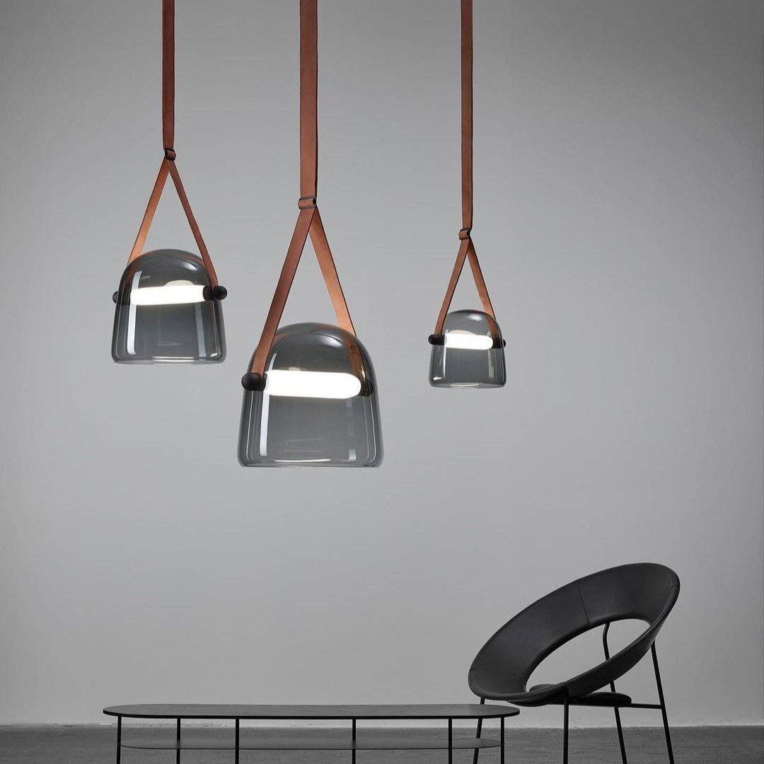 Suspension Élégante Minimaliste Mona – Métal et Verre Design LED Chic