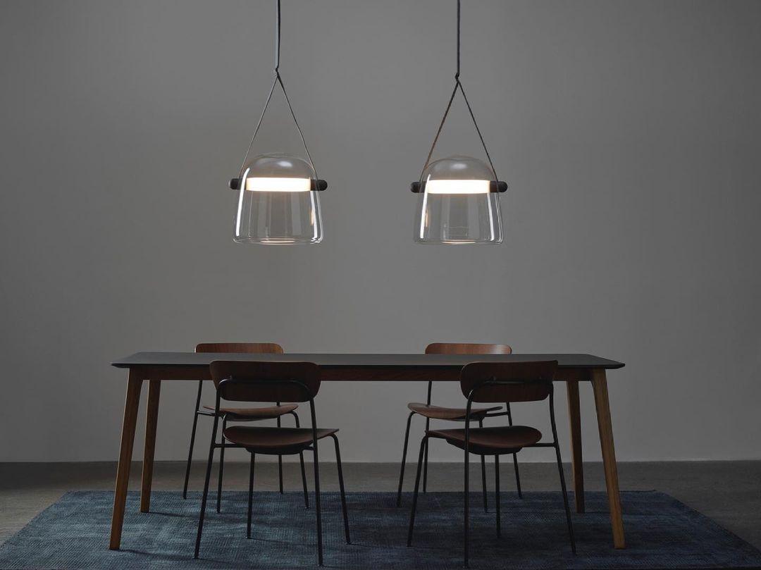 Suspension Élégante Minimaliste Mona – Métal et Verre Design LED Chic