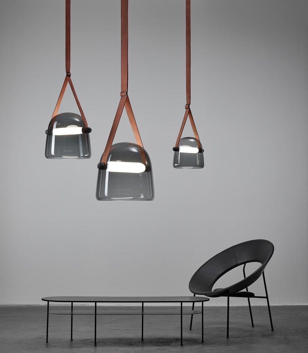 Suspension Élégante Minimaliste Mona – Métal et Verre Design LED Chic