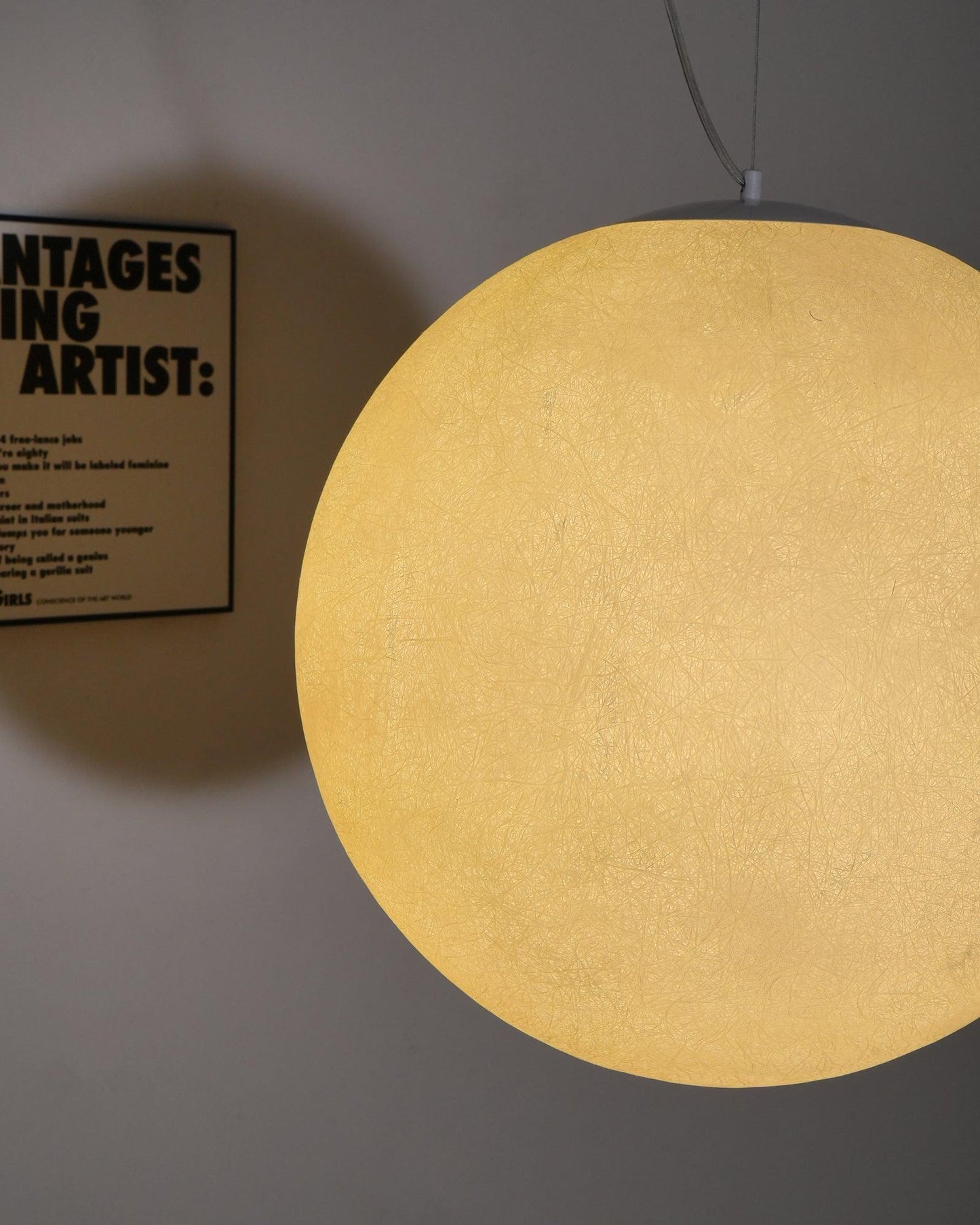 Luminaires Pendentifs LED Lune Envoûtants – Design Élégant et Apaisant Parfait pour Créer une Ambiance