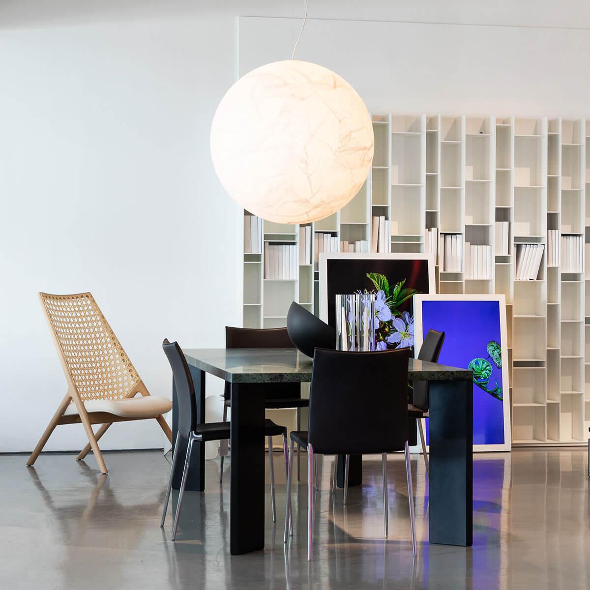 Suspension en Soie Mondseide – Éclairage LED Exquis avec Soie Naturelle et Design Métal Élégant