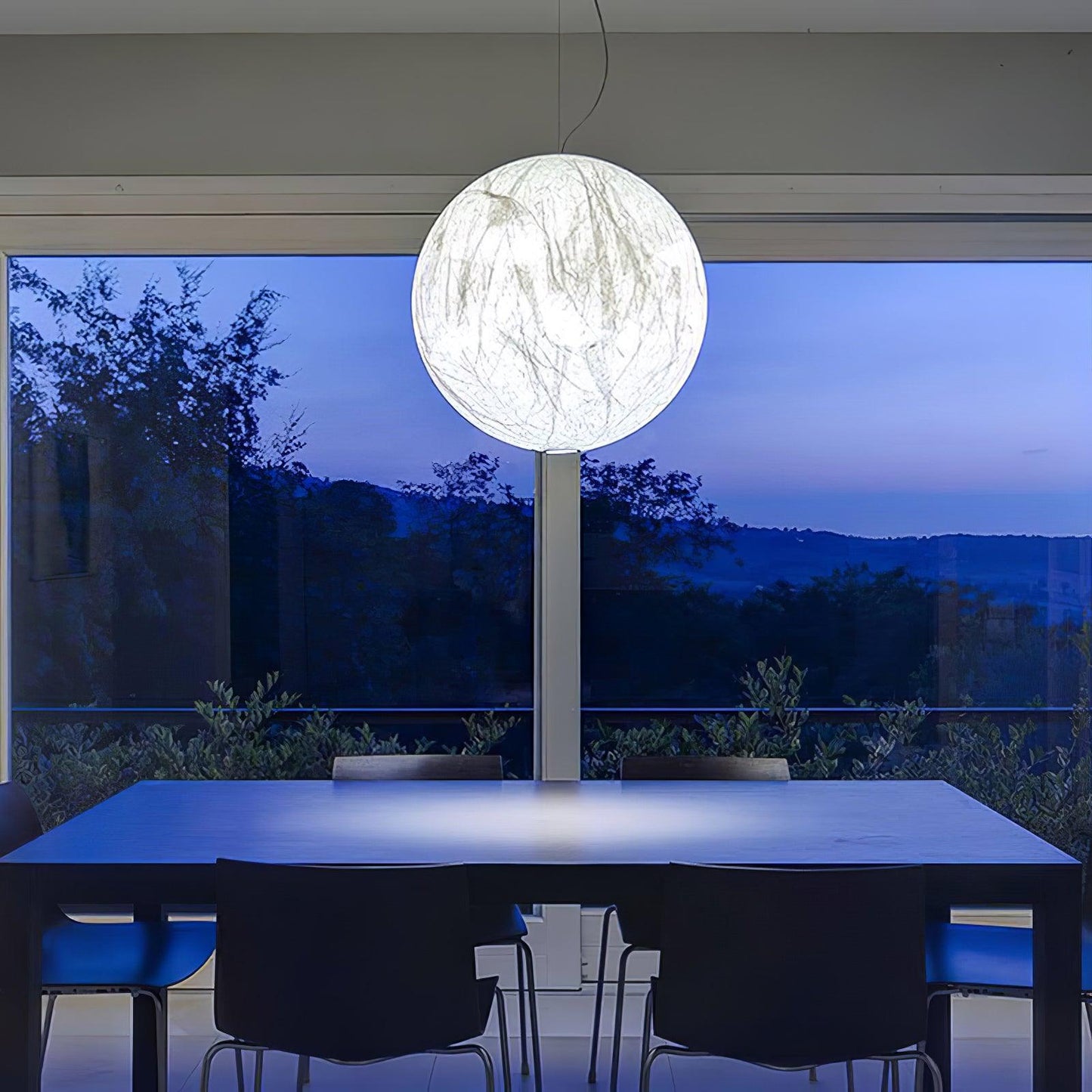 Suspension en Soie Mondseide – Éclairage LED Exquis avec Soie Naturelle et Design Métal Élégant
