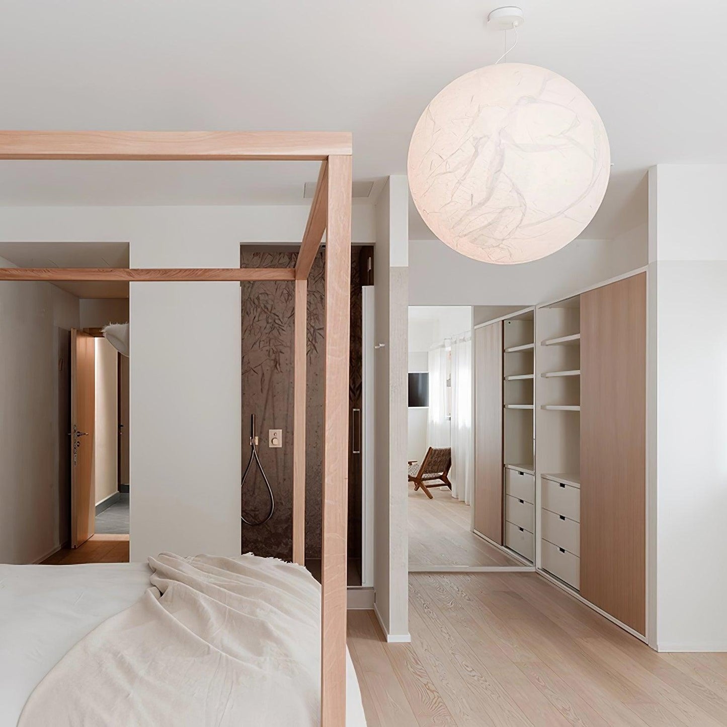 Suspension en Soie Mondseide – Éclairage LED Exquis avec Soie Naturelle et Design Métal Élégant