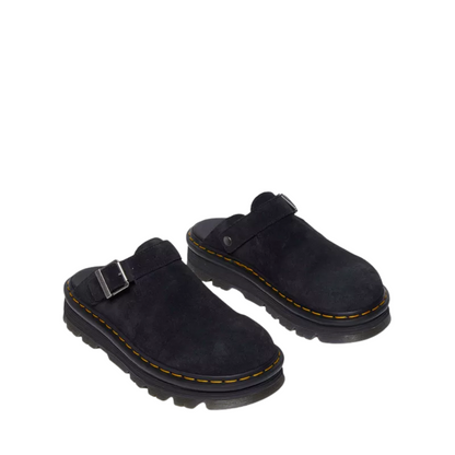 Unisex plateau mules van zwart suède met verstelbare band - Comfort en gedurfde stijl