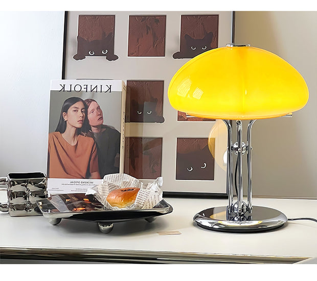 Elegantly designed Bauhaus table lamp by Pilz – Chic fusion of glass and metal with warm amber lampshade