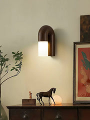 Elegant Arcus Wooden Wall Sconce – Chic LED Light Combining Wood and Metal for a Sophisticated Modern Look