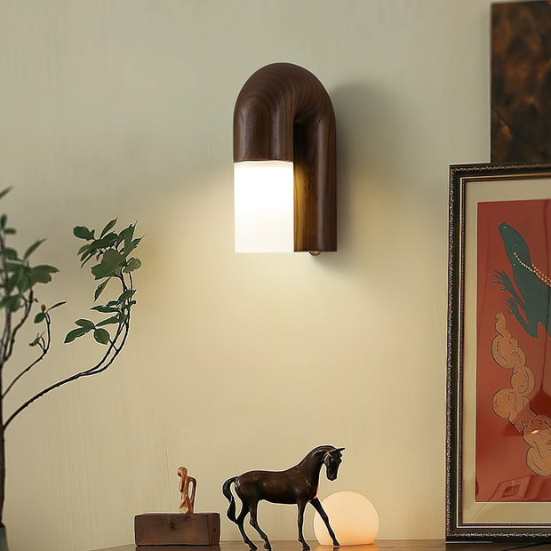 Elegant Arcus Wooden Wall Sconce – Chic LED Light Combining Wood and Metal for a Sophisticated Modern Look