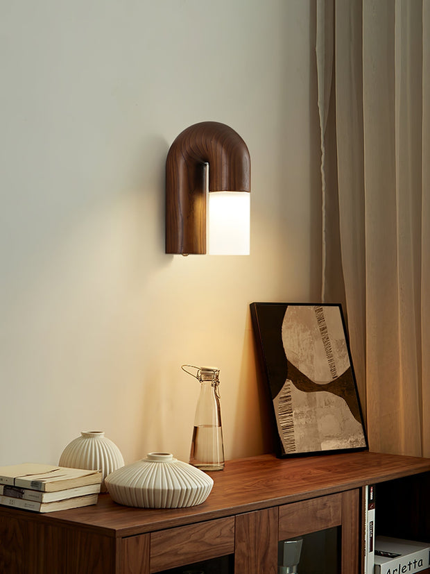 Elegant Arcus Wooden Wall Sconce – Chic LED Light Combining Wood and Metal for a Sophisticated Modern Look