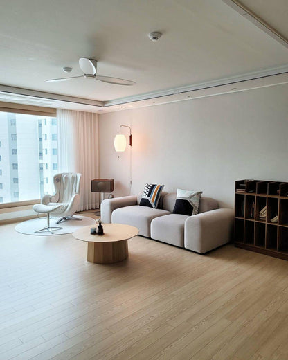 Vägglampa Nelson – Elegant modern design från 1950-talet med valnötsträ och metall