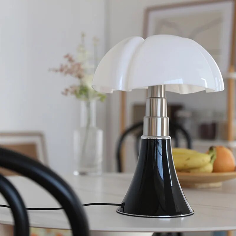 Lampe de table LED élégante inspirée des fleurs – Éclairage ajustable et stylé