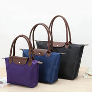 Oxford Chic Shoulder Bag – Effortless Style and Everyday Functionality