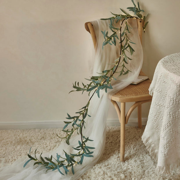 Magic Olive Branch Garland – Decorate Your Space with 96 Twinkling LED Lights for Indoor and Outdoor Elegance