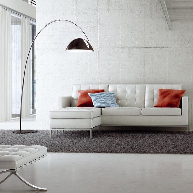 Scandinavian style Arc floor lamp – Elegant LED lighting with adjustable arm