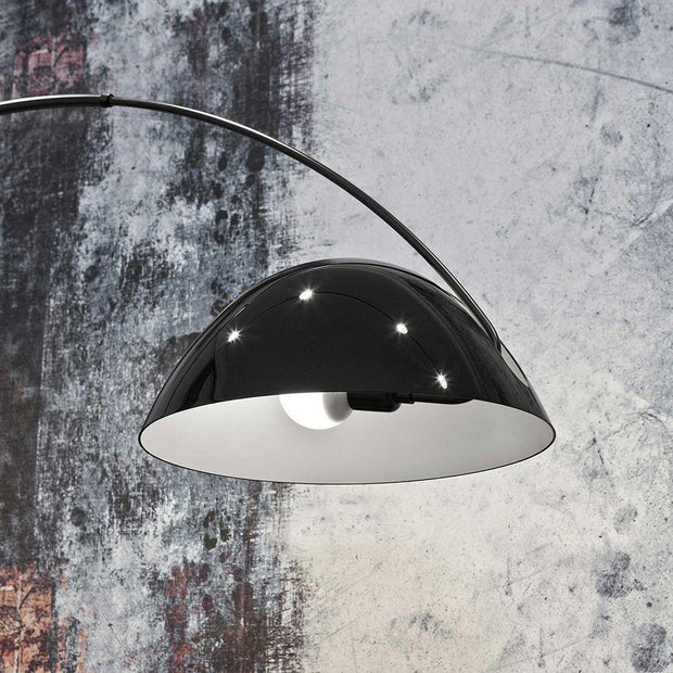 Scandinavian style Arc floor lamp – Elegant LED lighting with adjustable arm