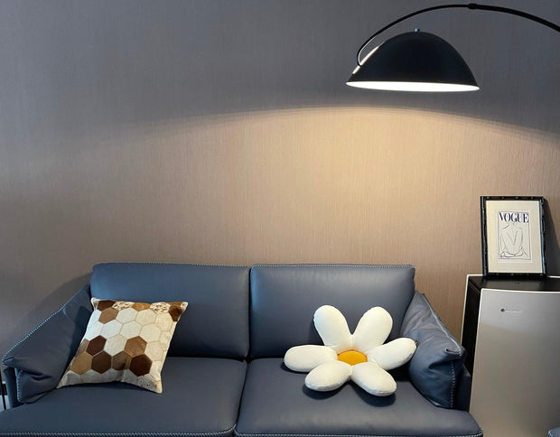 Scandinavian style Arc floor lamp – Elegant LED lighting with adjustable arm