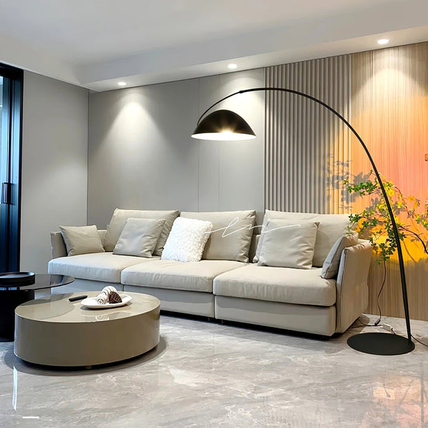 Scandinavian style Arc floor lamp – Elegant LED lighting with adjustable arm