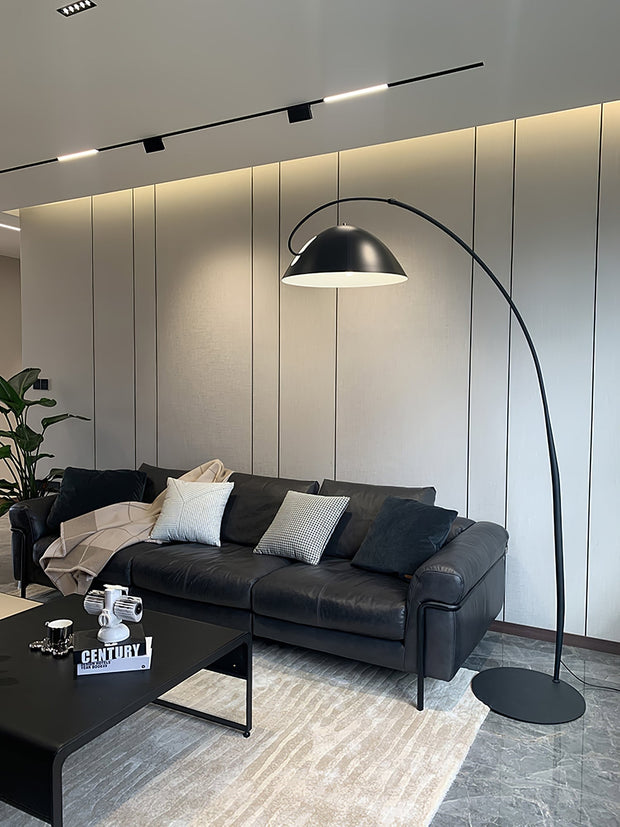 Scandinavian style Arc floor lamp – Elegant LED lighting with adjustable arm
