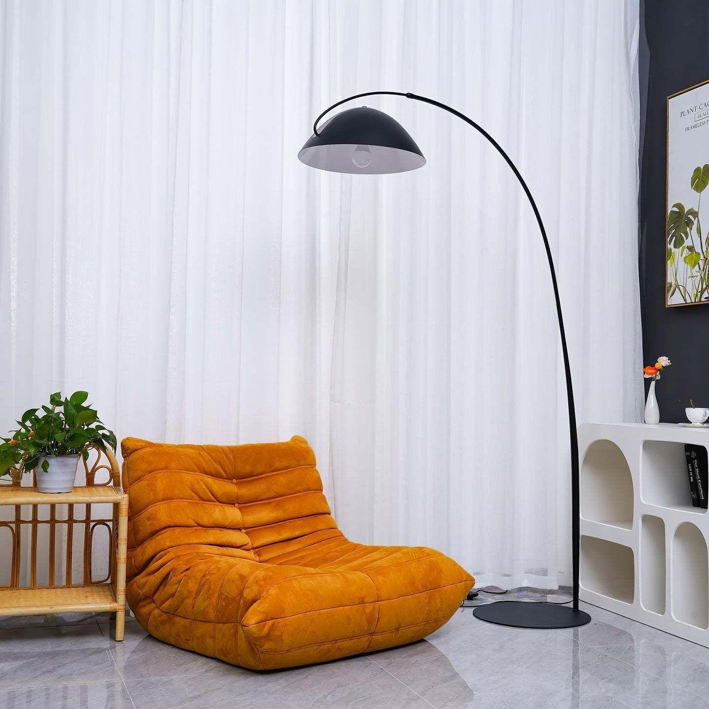 Lampe sur pied Arc de style scandinave – Éclairage LED élégant avec bras réglable