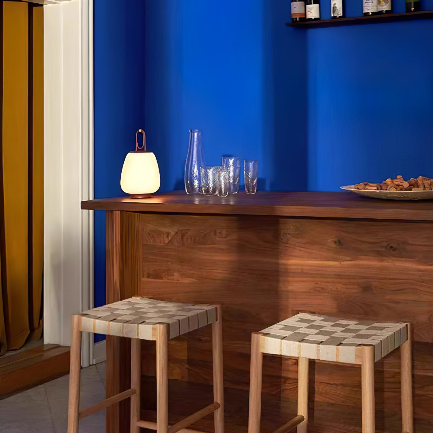 Draagbare USB-tafellamp geïnspireerd op Scandinavische stijl – Elegante dimbare LED-verlichting