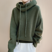 Women's Ultra-Soft Merino Wool Turtleneck Sweater - Elegant and Warm Comfort, Fitted Cut, Ideal for Winter