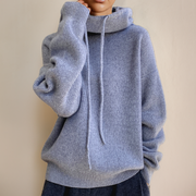 Women's Ultra-Soft Merino Wool Turtleneck Sweater - Elegant and Warm Comfort, Fitted Cut, Ideal for Winter