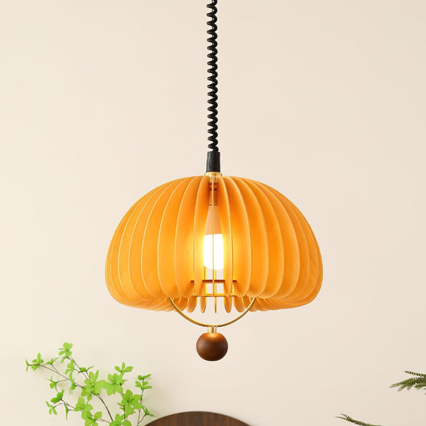 Charming pumpkin-shaped pendant – Versatile metal and wood lamp with a rustic touch