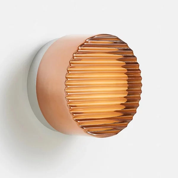 Elegant round LED wall sconce – Warm ambiance with Mylk glass diffuser for living room and bedroom decoration