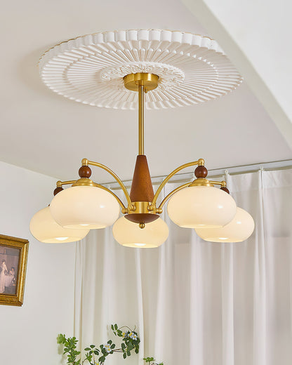 Victorian elegance meets modern craftsmanship: the Melodica retro chandelier