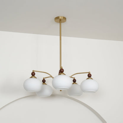 Victorian elegance meets modern craftsmanship: the Melodica retro chandelier