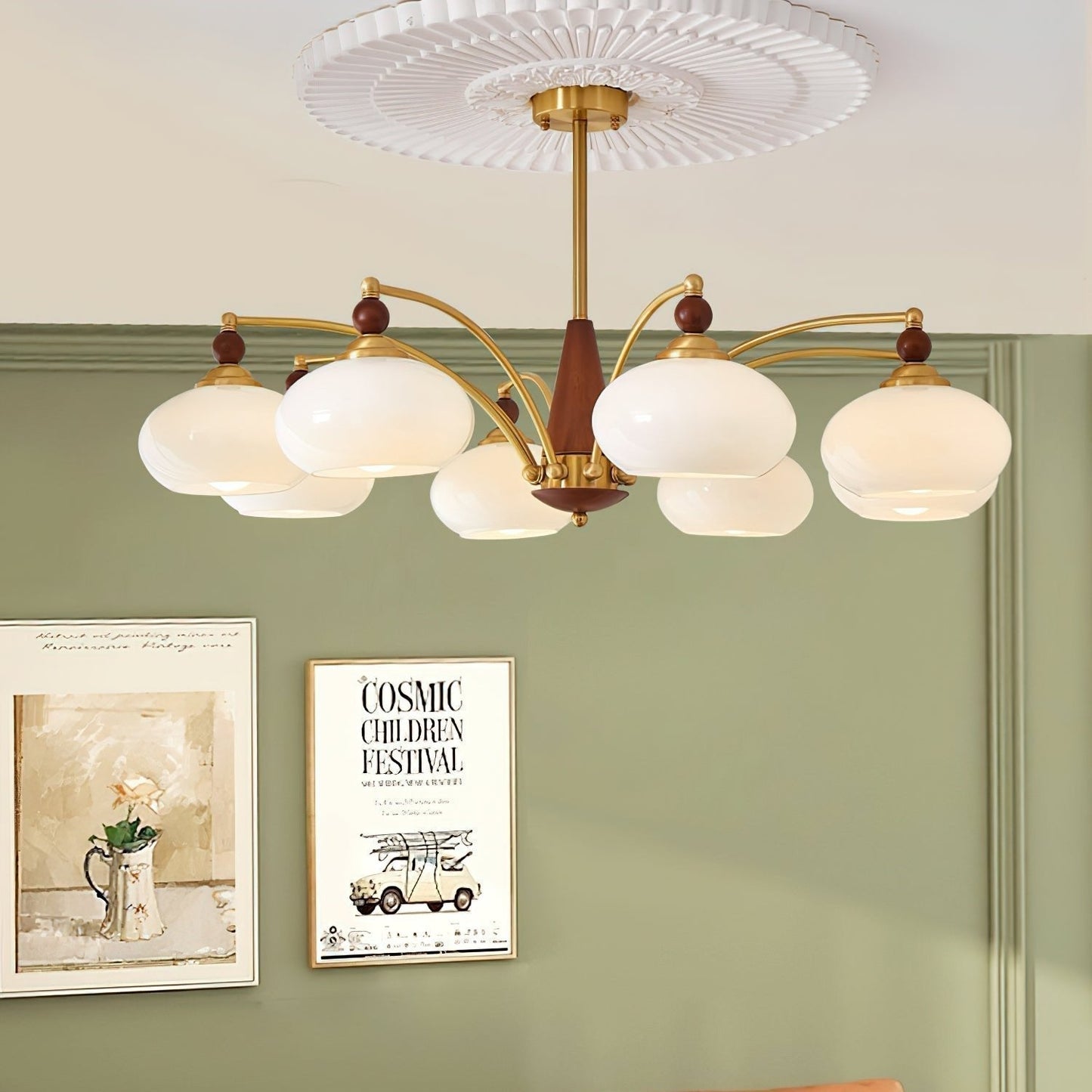 Victorian elegance meets modern craftsmanship: the Melodica retro chandelier