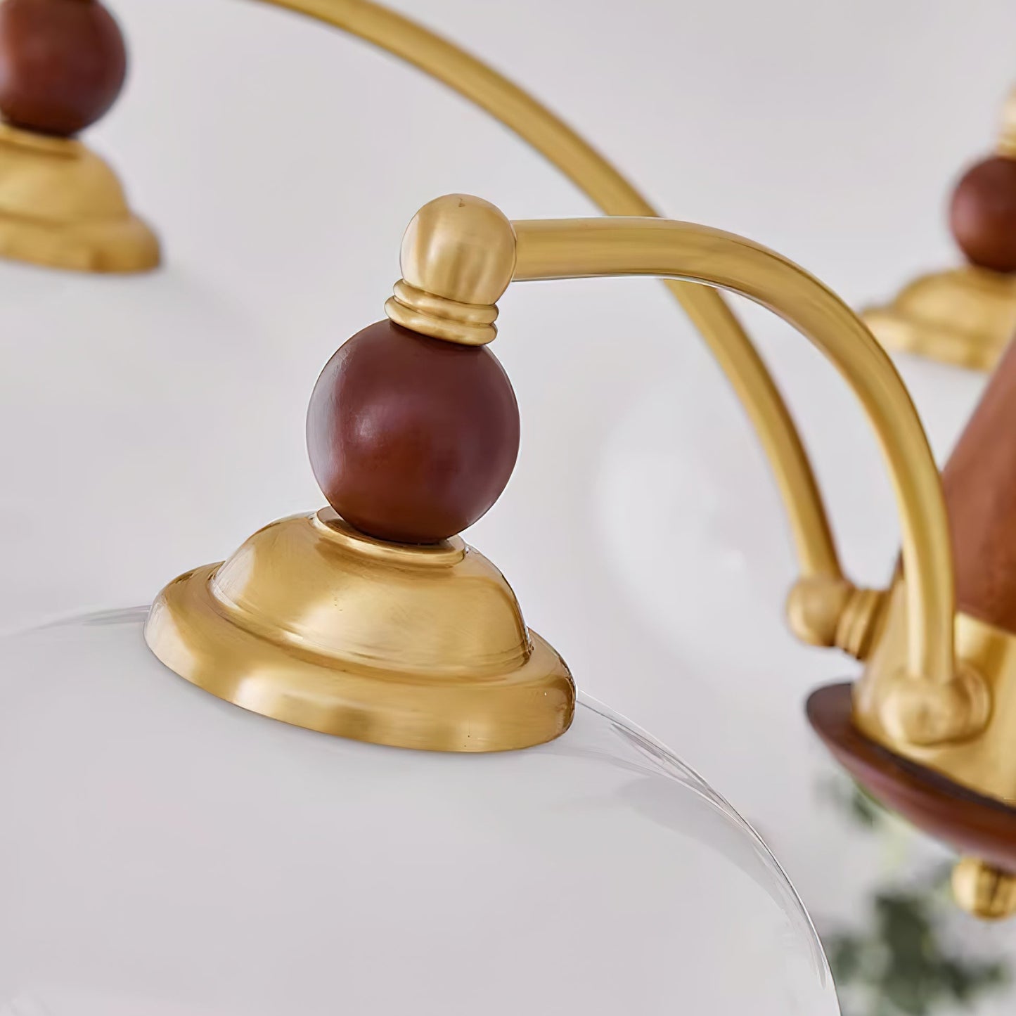 Victorian elegance meets modern craftsmanship: the Melodica retro chandelier