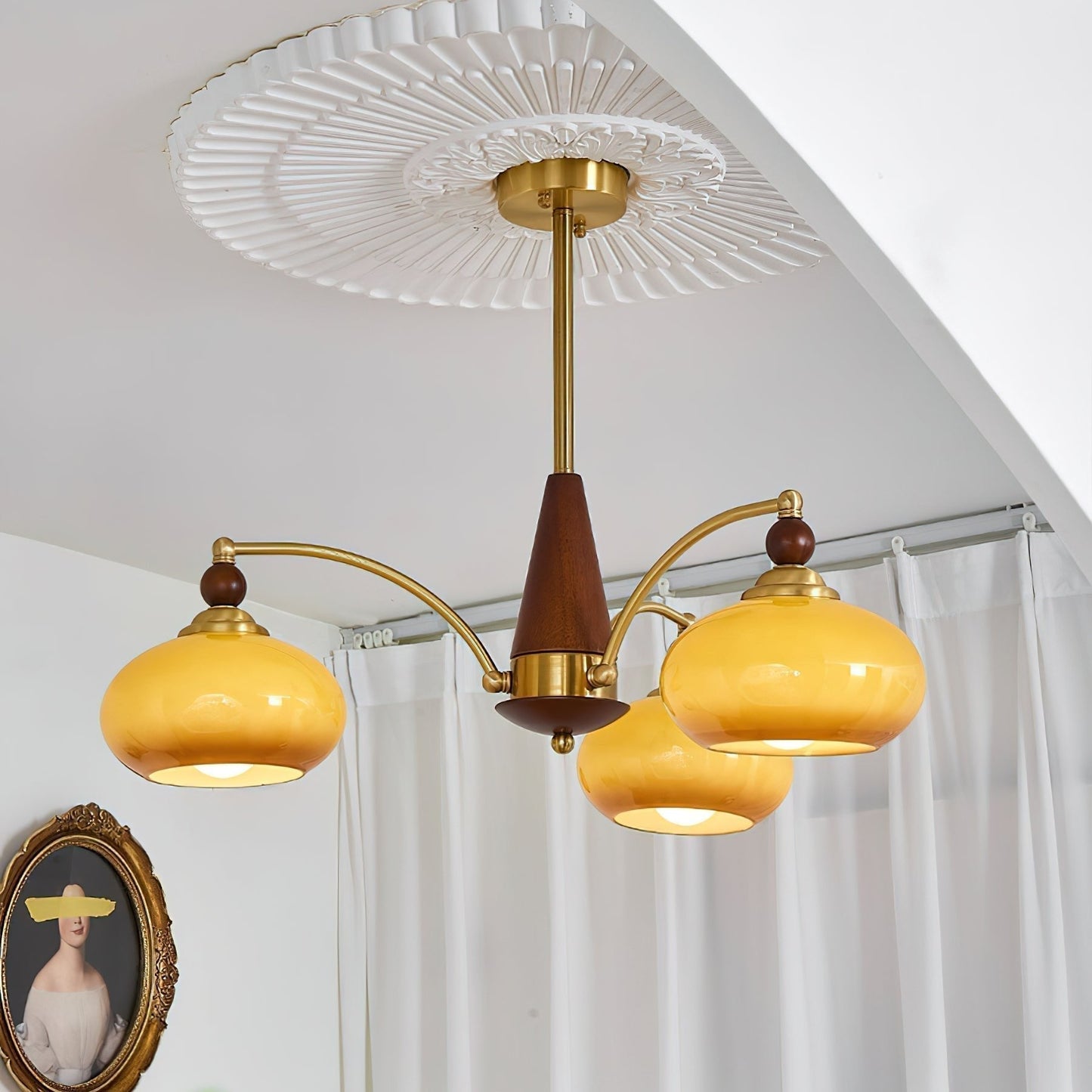 Victorian elegance meets modern craftsmanship: the Melodica retro chandelier