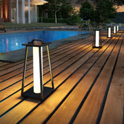 Lampe d'extérieur polyvalente Roam - Lumière LED en acier inoxydable élégante pour toutes vos aventures