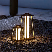 Lampe d'extérieur polyvalente Roam - Lumière LED en acier inoxydable élégante pour toutes vos aventures