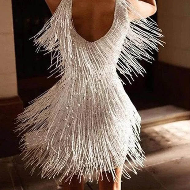 Elegant Short Dress with Fringes – Glamorous Look for Your Evenings