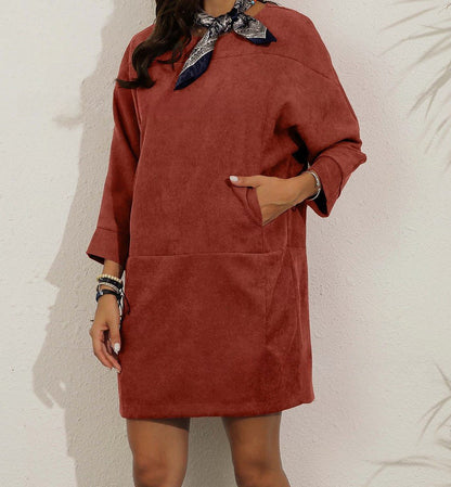 Robe Kamilla en Velours Côtelé – Élégante et Décontractée avec une Touche Vintage