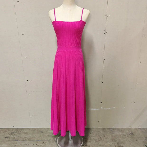 Elegant Knitted Pleated Long Dress for Women – Comfortable Maxi Dress in Polyester and Spandex