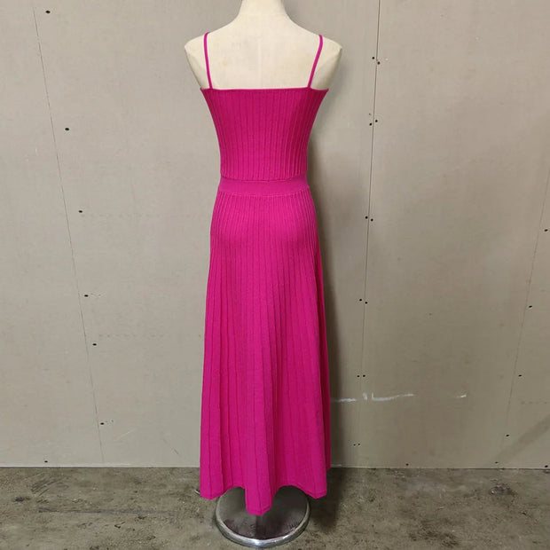 Elegant Knitted Pleated Long Dress for Women – Comfortable Maxi Dress in Polyester and Spandex