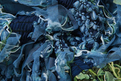 Robe Maxi Élégante à Manches Longues avec Détails à Franges – Tissu en Polyester Premium