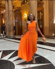 Pleated Maxi Dress with One Shoulder – Slim Fit Evening Wear in High-Quality Polyester, Available in Multiple Sizes
