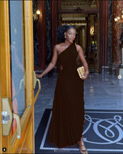 Pleated Maxi Dress with One Shoulder – Slim Fit Evening Wear in High-Quality Polyester, Available in Multiple Sizes