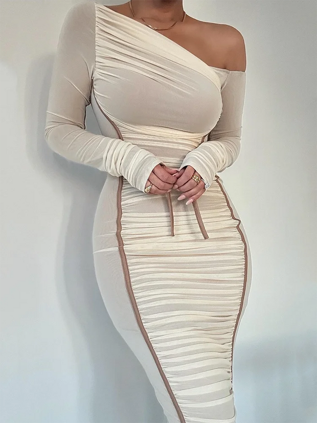 Diagonal Collar Dress in 100% Polyester with Elastane – Elegant and Comfortable