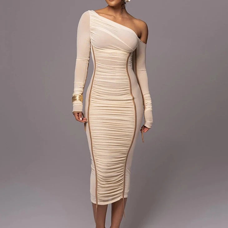 Klänning med diagonal krage i 100% polyester med elastan – elegant och bekväm