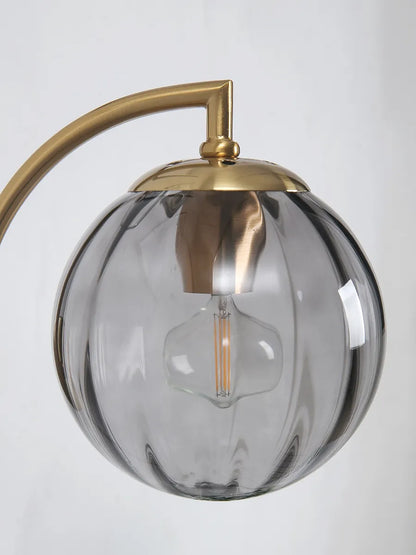 Elegant vägglampa i glas – Omfamna modern elegans med ett mjukt omgivande ljus